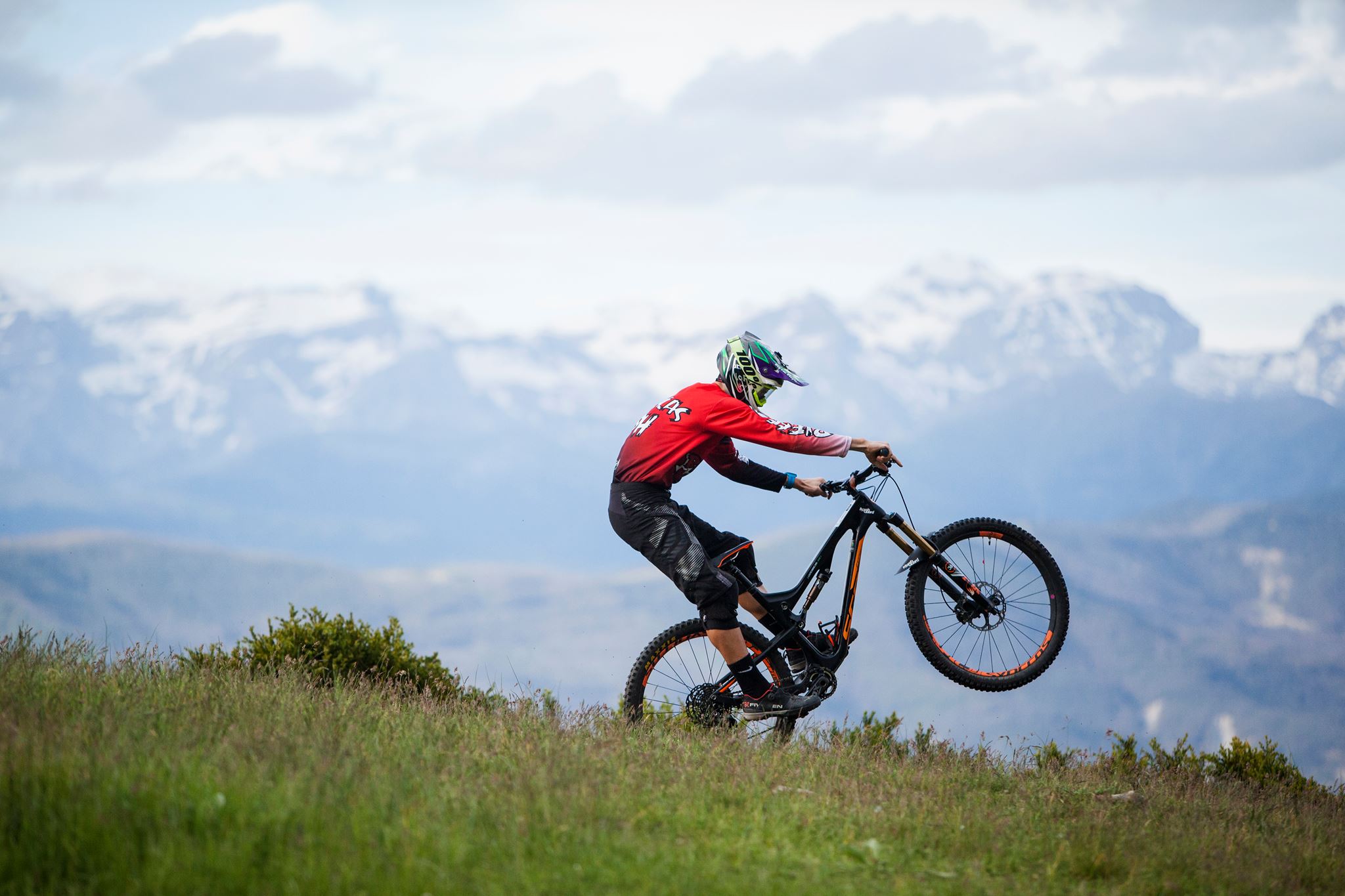 13268072_886953604765978_4464253836384606972_o